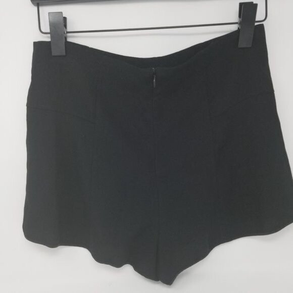 WILFRED | black summer shorts - Picture 2 of 4